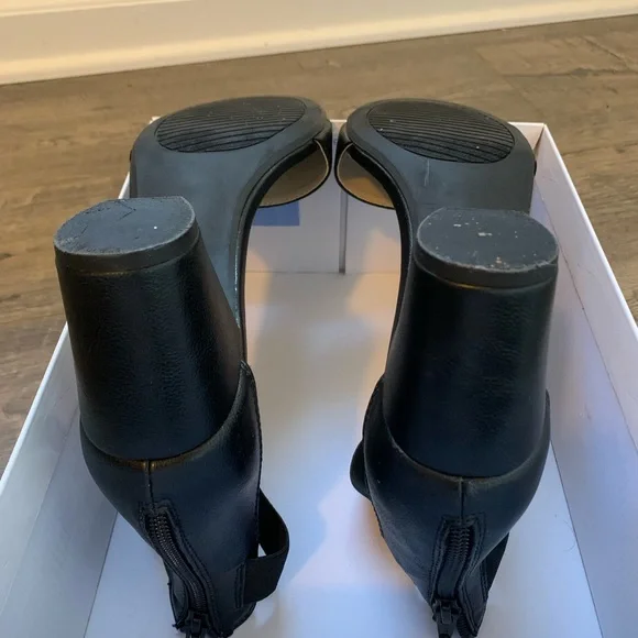 White Mountain Black 8.5 M Ermaline Ankle Strap Heels - Picture 6 of 6